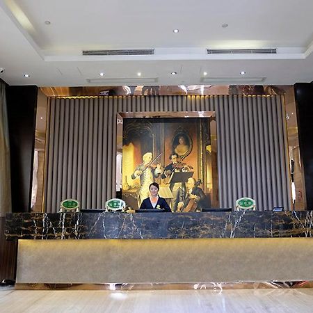 Vienna Hotel Dongguan Gaobu Екстер'єр фото